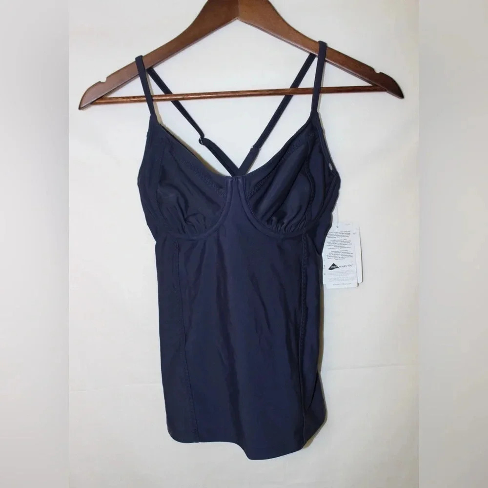 NWT Women’s Athleta Kaimana Tankini Bathing Suit Swim Top Size 32 D/DD Tall